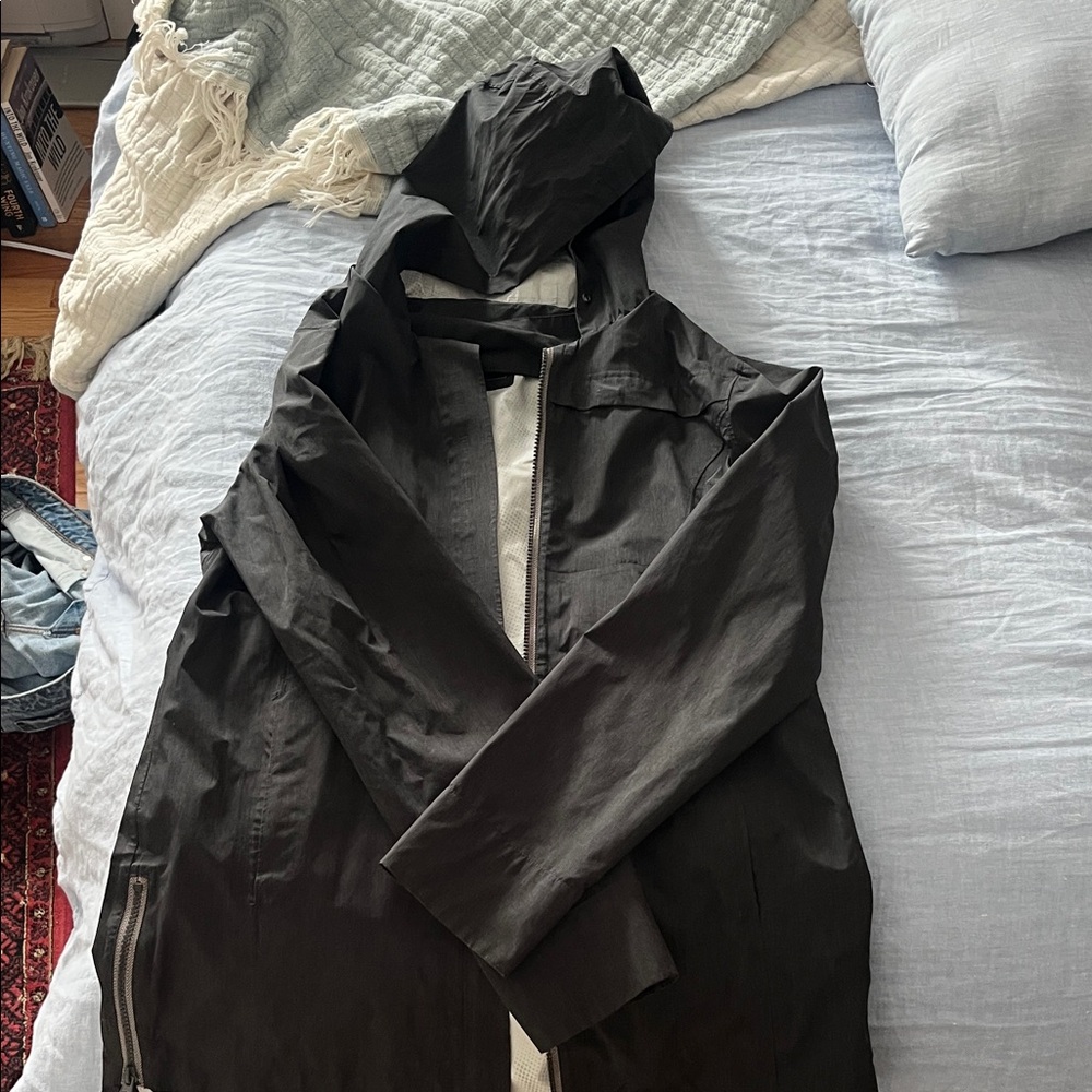 Women’s Black Hooded Rain Jacket